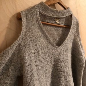 Adorable Grey Sweater with Cut-Outs